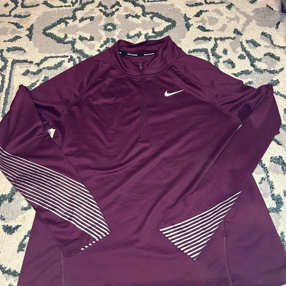 nike dri fit  long sleeve size large - Picture 1 of 8